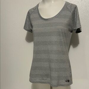 The North Face Women's flash dry grey top sz:small